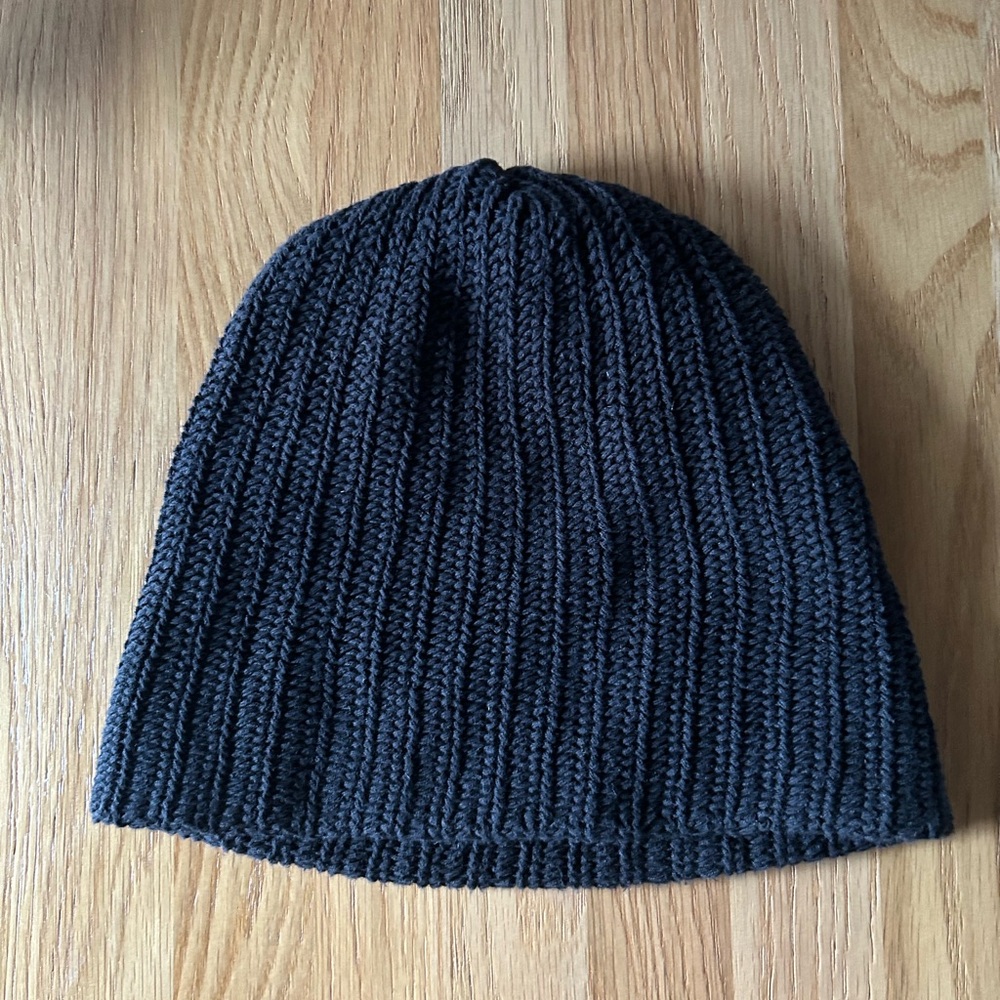 Tabor Made | Men’s Shallow Knit Beanie in Black - Picture 4 of 4
